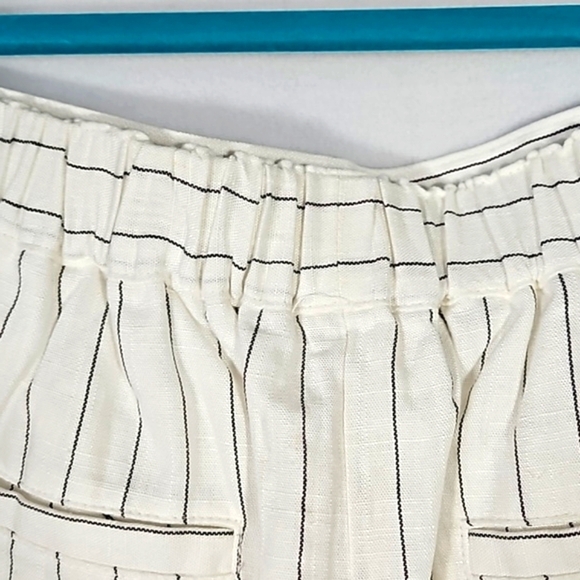 Steve Madden Jessa Linen-Blend White Striped Pull-on Shorts Size S - Picture 7 of 8